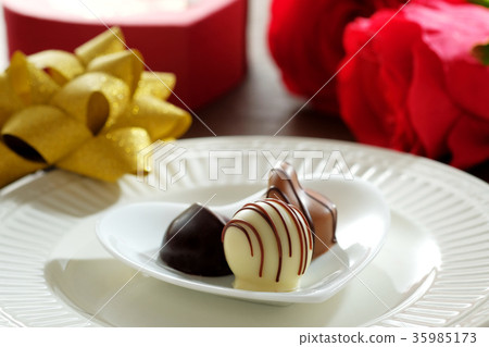 Chocolate Chocolate 35985173