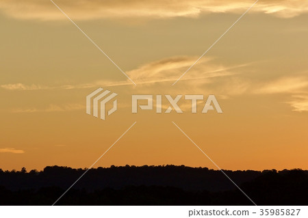 Isolated photo of an amazing sunset on a lake Isolated photo of an amazing sunset on a lake 35985827