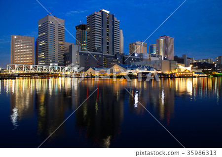 Tennozu Isle high-rise buildings and night view Contact bridge Tennozu Isle high-rise buildings and night view Contact bridge 35986313
