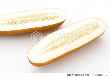 Mawi (red gourd) 35988397