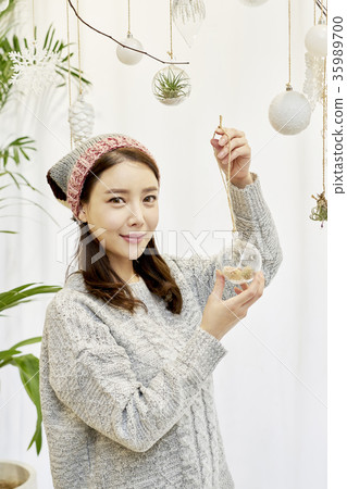 年輕女子，生活，裝飾 35989700