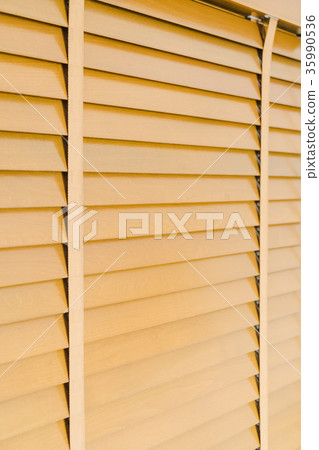 Blinds window 35990536