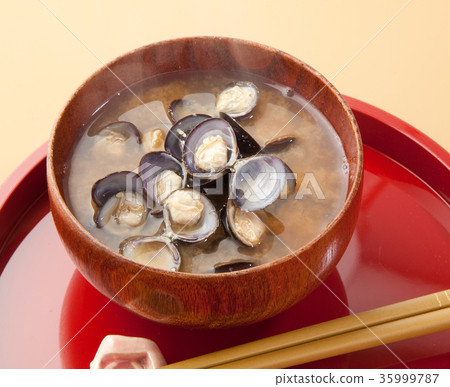 Shijimino miso soup Shijimino miso soup 35999787