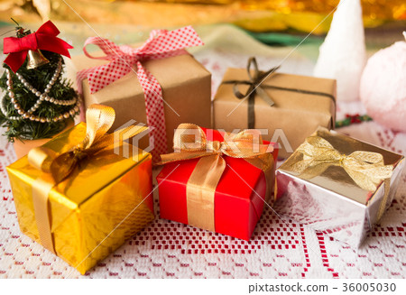 Christmas Presents Christmas Tree Ribbon Gift Christmas Color Christmas Presents Christmas Presents Christmas Tree Ribbon Gift Christmas Color Christmas Presents 36005030
