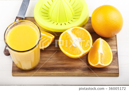 Fresh from oranges Fresh from oranges 36005172