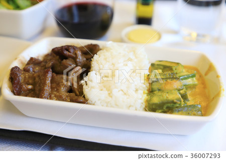 商務艙機上用餐 商務艙機上用餐 36007293