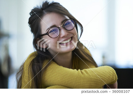 學生來到理髮師 學生來到理髮師 36008107