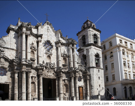 Catedral of San Cristobal on the Cathedral Plaza, Catedral of San Cristobal on the Cathedral Plaza, 36008330