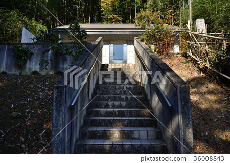 群馬縣高崎市世界記憶遺產石紀念碑“上野聖紀念碑”金澤紀念碑 36008843