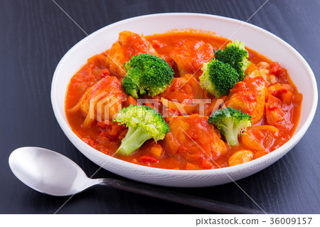 燉雞配番茄 36009157