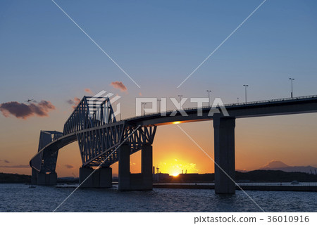 東京門橋富士山日落 36010916