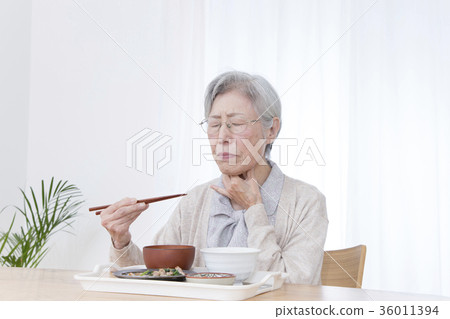 Aged dysphagia image swallowing painful Aged dysphagia image swallowing painful 36011394