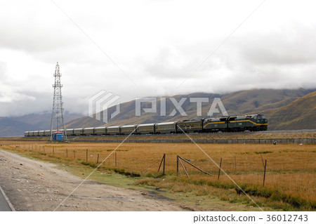西藏鐵路列車。 2016年9月22日 36012743