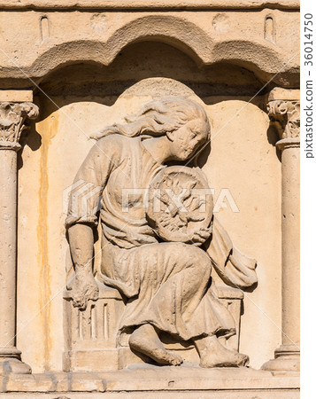 Notre Dame de Paris Cathedral (Details). France 36014750