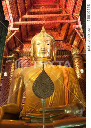 The main Buddha image, Wat Phanan Choeng  36019368