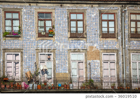 Colorful houses of Porto Ribeira, Portugal Colorful houses of Porto Ribeira, Portugal 36019510