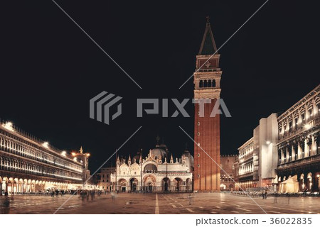 Piazza San Marco night 36022835