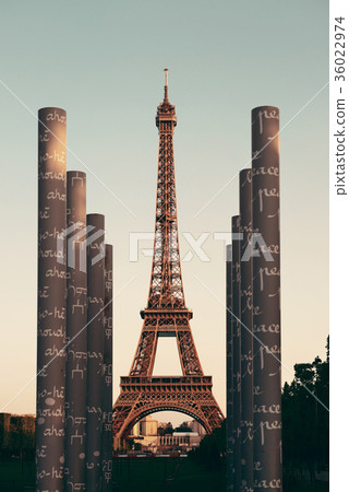 Eiffel Tower Paris 36022974