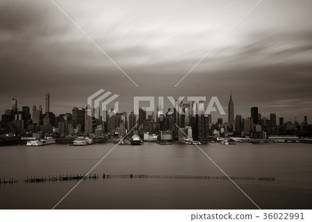 Midtown skyline over Hudson River 36022991