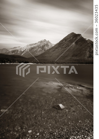 Lake Minnewanka Lake Minnewanka 36023435