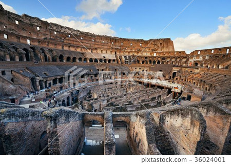 Colosseum in Rome 36024001