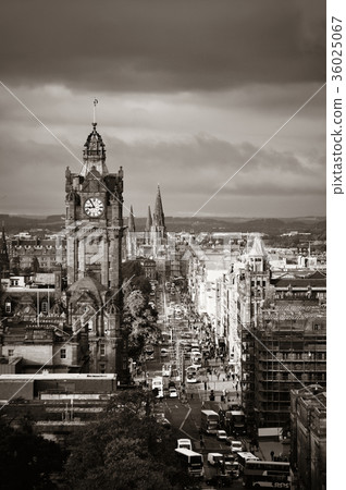 Edinburgh city street Edinburgh city street 36025067