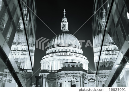 St Pauls Cathedral St Pauls Cathedral 36025091