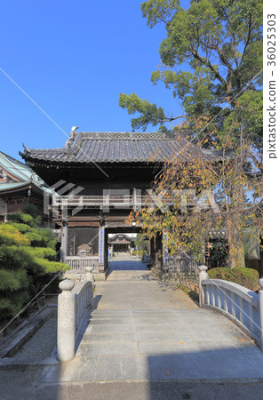 Shikoku Shrine Place No. 19 Buddhist temple "Eizoji" Niimon gate Shikoku Shrine Place No. 19 Buddhist temple "Eizoji" Niimon gate 36025303
