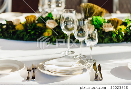 restaurant 36025828