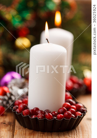 Christmas decorations with a candles 36025924