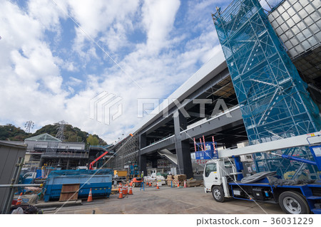 Image of Kanazawa Hakkei Station under construction for seaside line extension November 2017 36031229