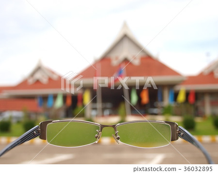 cheap senior reading glasses with blur background 36032895