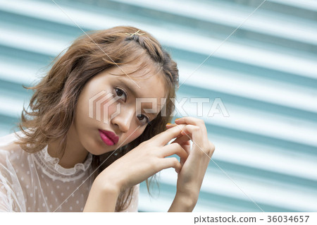 Female portrait 36034657