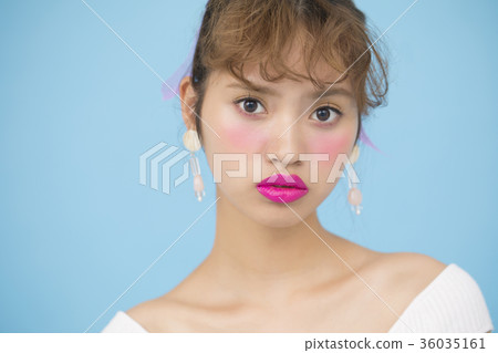 女性肖像 36035161