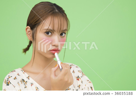 吃甜食的女人 36035188