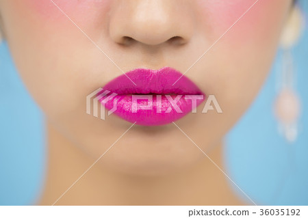 Pop color lipstick 36035192