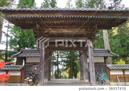 Shinshu Higashi-Chikuma縣Mako村文化財產Hozenji Sanmon江戶江戶時代後期村文化財產指定 36037438