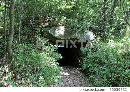Iwakura Niyugo 36039382