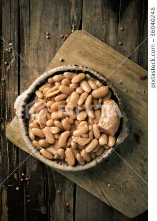 cassoulet de Castelnaudary, a French bean stew cassoulet de Castelnaudary, a French bean stew 36040248