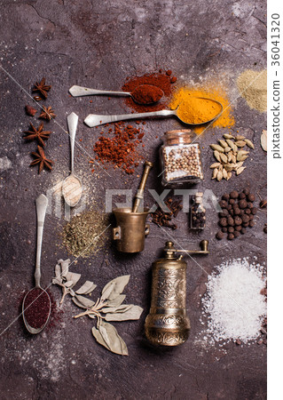 Flat lay spices 36041320