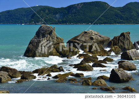 Hashima Rock 36043105