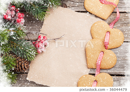 Christmas fir tree and heart gingerbread cookies 36044479