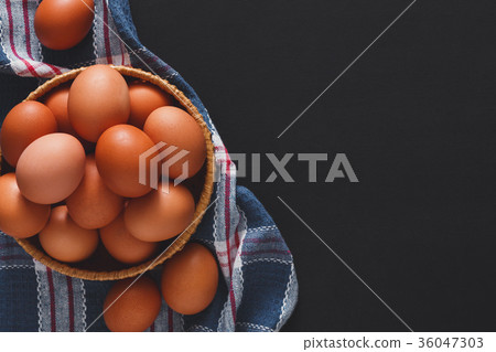 Fresh chicken brown eggs isolated, organic farming Fresh chicken brown eggs isolated, organic farming 36047303