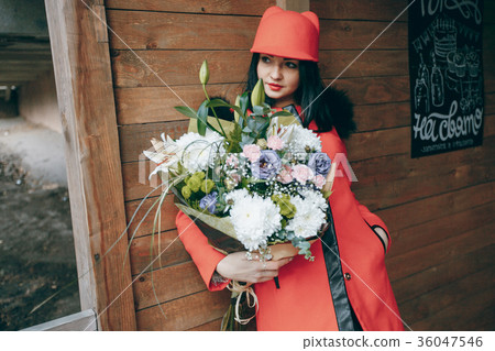 girl with a bouquet girl with a bouquet 36047546