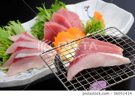 Fried chicken with seafood Fried chicken with seafood 36051414