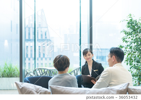 Consultant, showroom, consultation Consultant, showroom, consultation 36053432