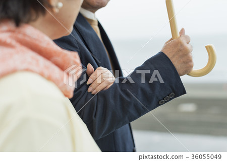 高級夫婦和大海 36055049