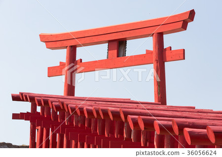 Motonosumi Inari Shrine-123 torii's torii, which runs over 100 meters 36056624