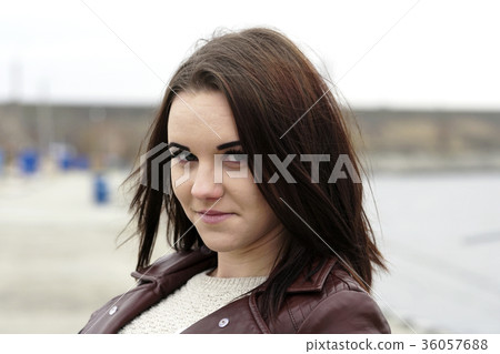 Portrait of a young beautiful girl 36057688