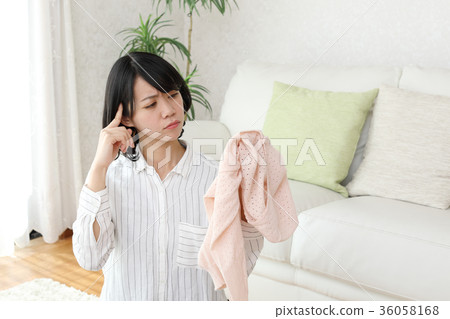 一個不擅長清潔的女孩 一個不擅長清潔的女孩 36058168